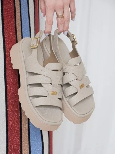 Босоножки Nursace A70704TOGO21097